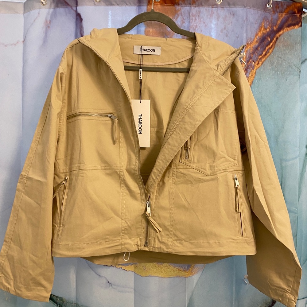 100% cotton super soft Thakoon jacket I’m the color linen